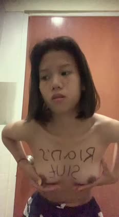 TRIANA SLAVE (2) - Telegram @ZonaBeritaViral.mp4