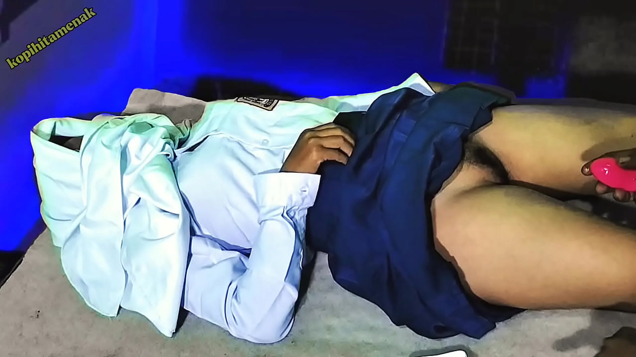 Pinjam Murid SLTP Buat Tester Dildo Baru