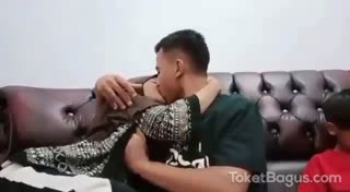 Ciuman di samping adik - vidxlr.top