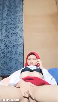 - Bokep Indo Jilbab SMP Colmek Gak Tahan Sange