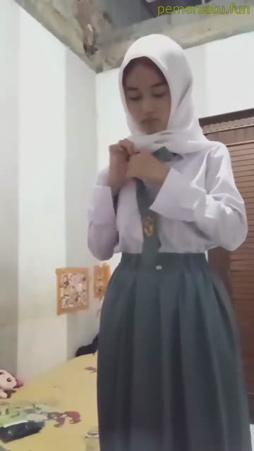 Kompilasi Talent Zoyya Hijab Abg 18yo - Tonton Sekarang...-kompilasi talen(1).mp4