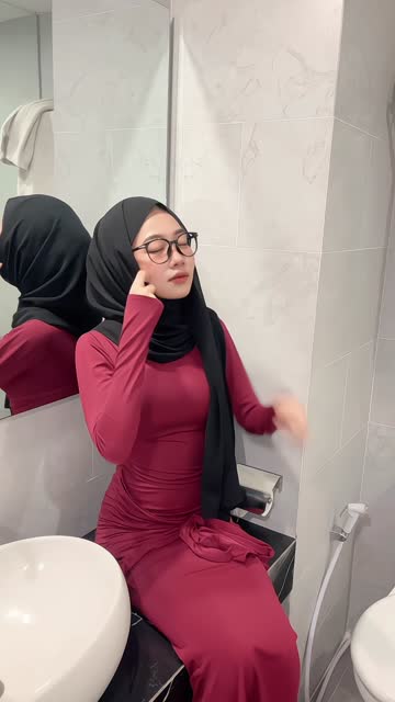 main di kamar mandi.mp4