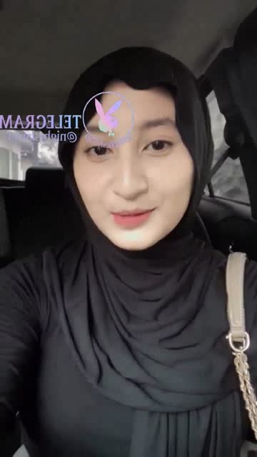 tele @nikmatblue 1000 tobrut main di hotel bareng tiktokers (27).mp4