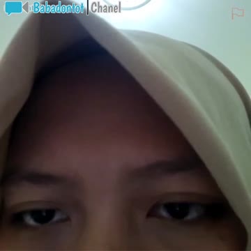 Ukhti baju batik buka bukaan susunya gede banget