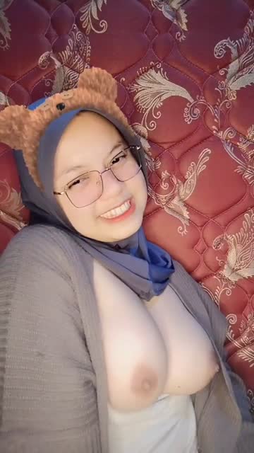 Fitri hijab - Tele@hematkawan10 (8).mp4