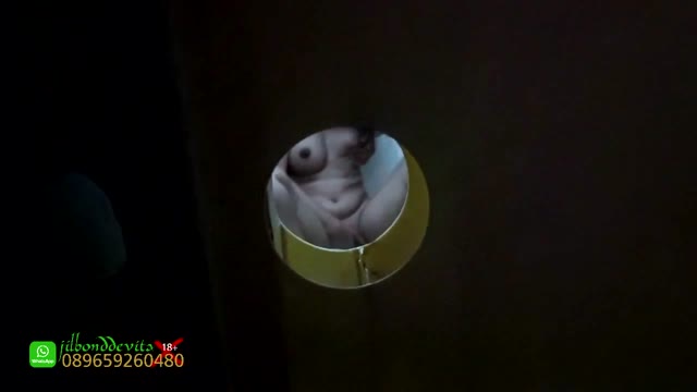 L1b1d0 Tinggi Ngintip Kakak C0Lm3k Sendirian di Kamar Mandi - Join Tele @lupabelum.mp4