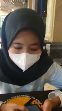 Via Hijab Tele Loadvid69 - Tele@hematkawan10 (1).mp4
