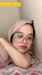 Caca Hijab girl masturbating 