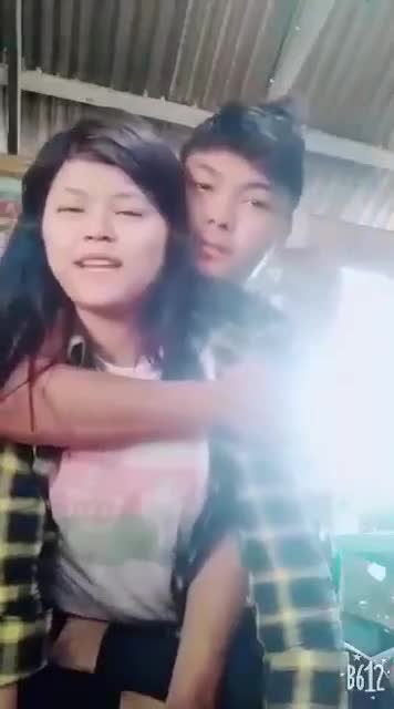 Pacaran di warung remes punya ayank.mp4