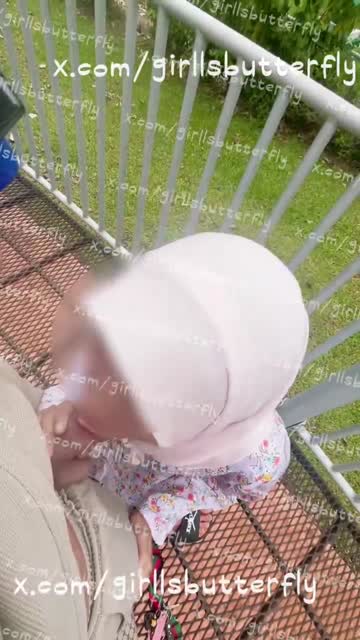hijab ditempat umum