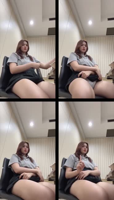 Kakak cantik lagi di kantor sempet2 nya godain pascol - Tele @galeryhd.mp4