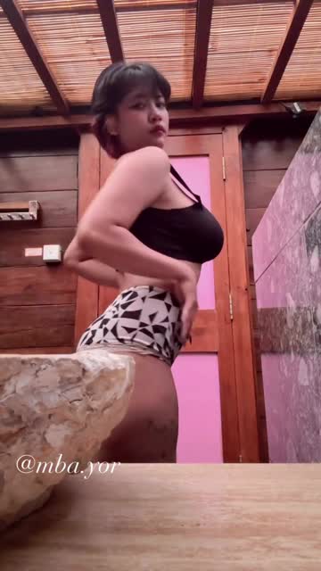 video_2026-10-06_03-04-22.mp4
