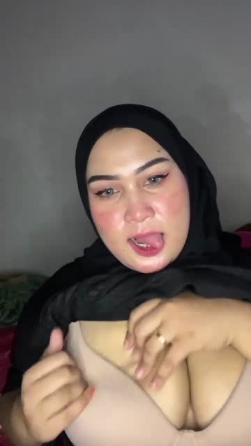 Tante_stw_udah_cantik_tobrut_mulus - vidxlr.top
