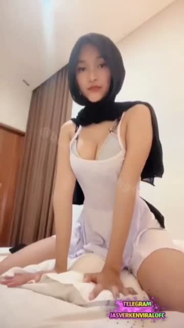 Hijab Umay Viral Tiktok Ekslusif 03 - Telegram @jasverkenviralofc - Bokep Indo Viral.mp4