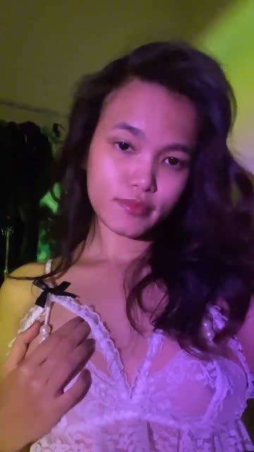 Kelly Sarah - Join Tele @lupabelum (16).mp4