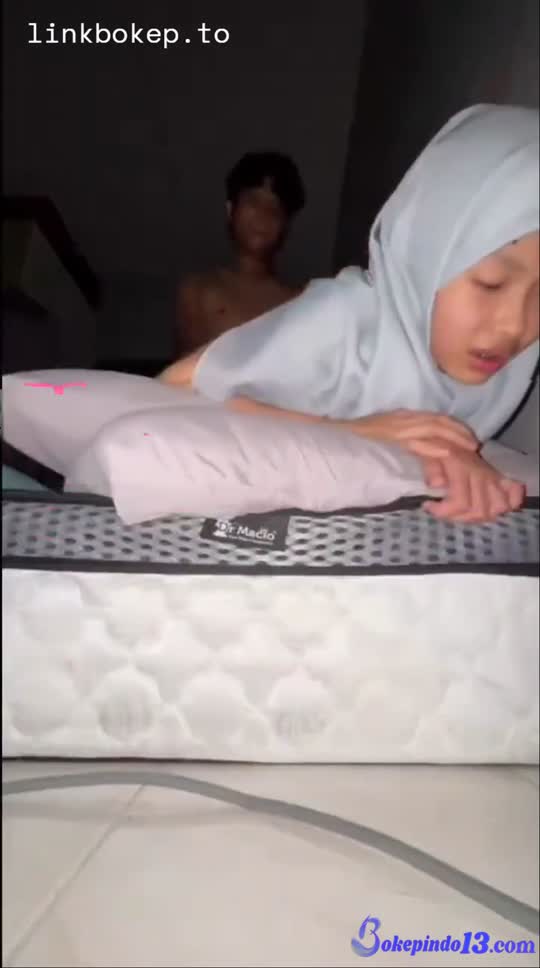 #- 0000 a a 1Uhty_kecil_kliatan_nahan_banget.mp4.mp4