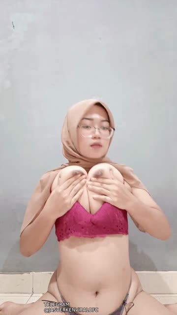 tiktoker gina viral 19 join tele @asupanharia18.mp4