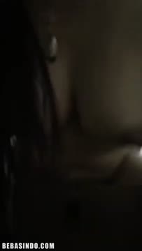 Digoyang anak teman ibu