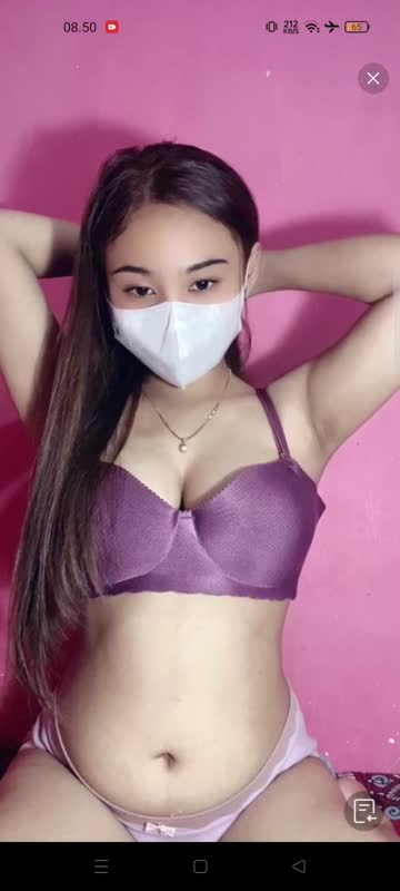 Naora bugil pepaya jumbo memek tembem