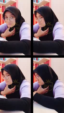 Ukhty jilbab item spill memek di meja kantor - vidxlr.top