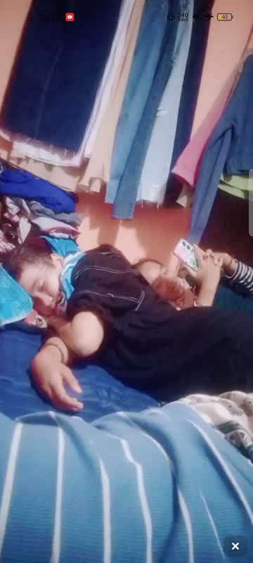 Jilbab pendatang baru malu spilll karena ada teman