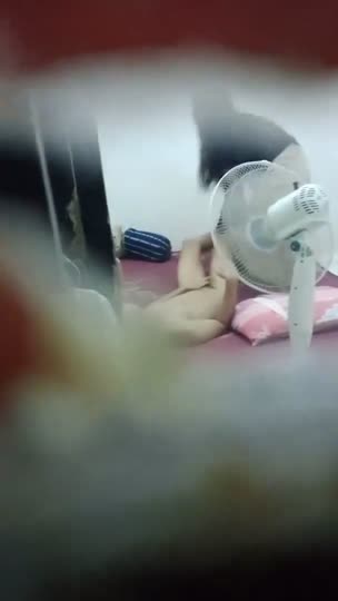 telegram @asupan_viidoy intip tetangga kost dipaksa ibu kost karena nunggak bayar.mp4