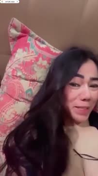 Putri Irawan Eksklusif Susu Gede Montok Lagi Horny.mp4