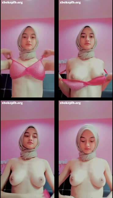Hijab Binal Cosplay Gadis SMP Colmek 1.mp4.mp4