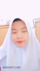 Putri Jilbab Pamer Tete Tobrut Pulang Sekolah.mp4