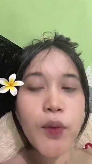 Fefek Blunder Uting Lingerie Jaring Merah Instagram