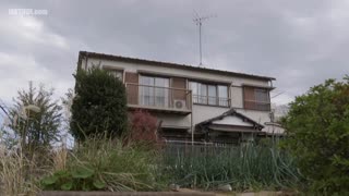 (R) R68 A 68-year-old Man And A Gorgeous Humanistic Drama Hirugao Hana Yoshida (360).mp4