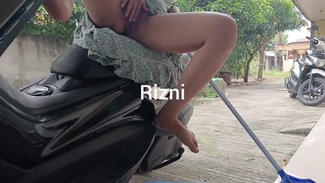 1_5134591526436864935.mp4