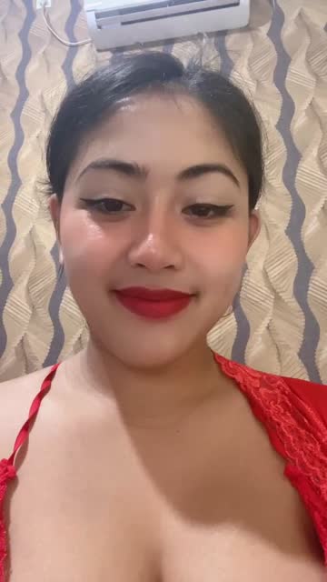Novita Sari Berdaster Merah tele @poop_Indonesia