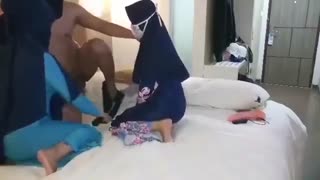 Threesome duo hijab.mp4